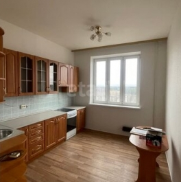 Продажа 3-комн квартиры на вторичном рынке Клин, ул Чайковского,  д. 60,  к. 2