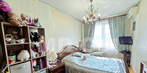 3-комн квартира улица Пришвина,  д. 17