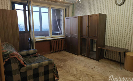 Продажа 2-комн квартиры на вторичном рынке Учительская улица,  д. 15 к1