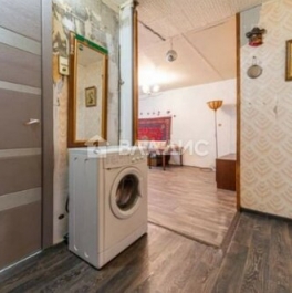 Продажа 3-комн квартиры на вторичном рынке Новаторов б-р,  д. 86