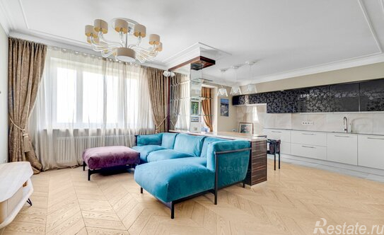 Продажа 2-комн квартиры на вторичном рынке улица Академика Анохина,  д. 66