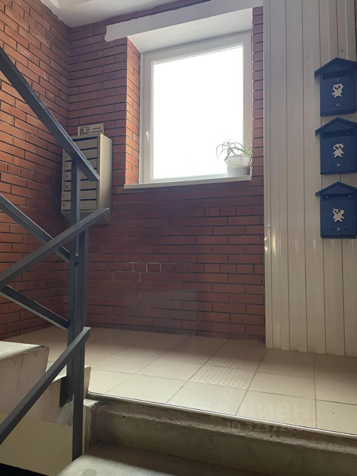 Продажа 1-комн квартиры на вторичном рынке Будогощь пгт, улица Советская, 16/2к2