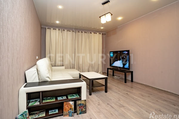 Аренда 2-комн квартиры на вторичном рынке Морская М. ул,  д. 9