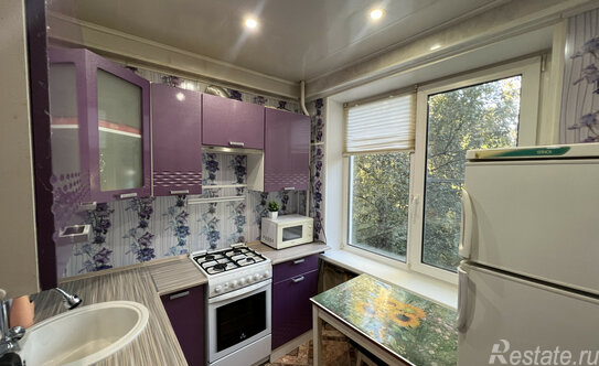 Продажа 2-комн квартиры на вторичном рынке Варшавская ул,  д. 77