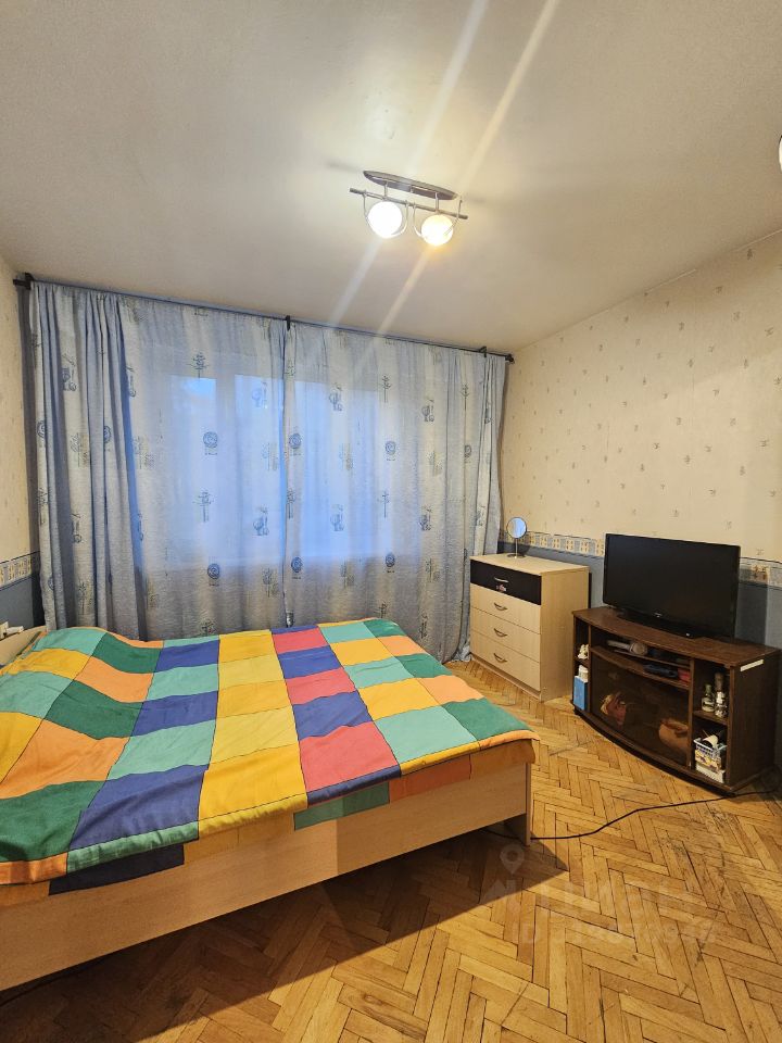 Продажа 3-комн квартиры на вторичном рынке улица Чичерина, 6