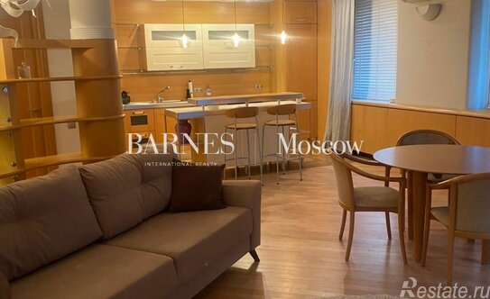 Продажа 2-комн квартиры на вторичном рынке Курсовой пер,  д. 8/2