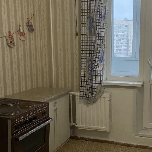 1-комн квартира улица Дмитрия Устинова, 5