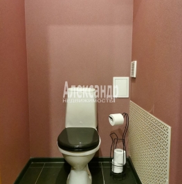 Аренда 4-комн квартиры на вторичном рынке Варваринская ул. ,  д. 30