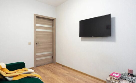 Аренда 2-комн квартиры на вторичном рынке Фрунзенская 2-я ул,  д. 10