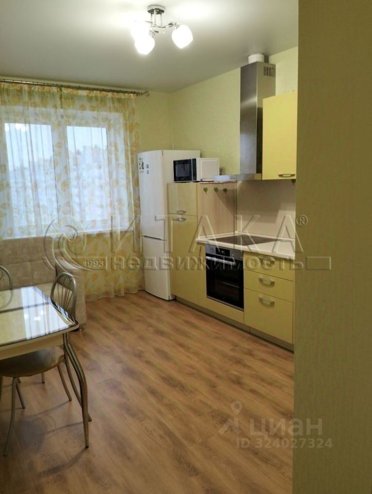 Аренда 1-комн квартиры на вторичном рынке Парашютная улица, 58