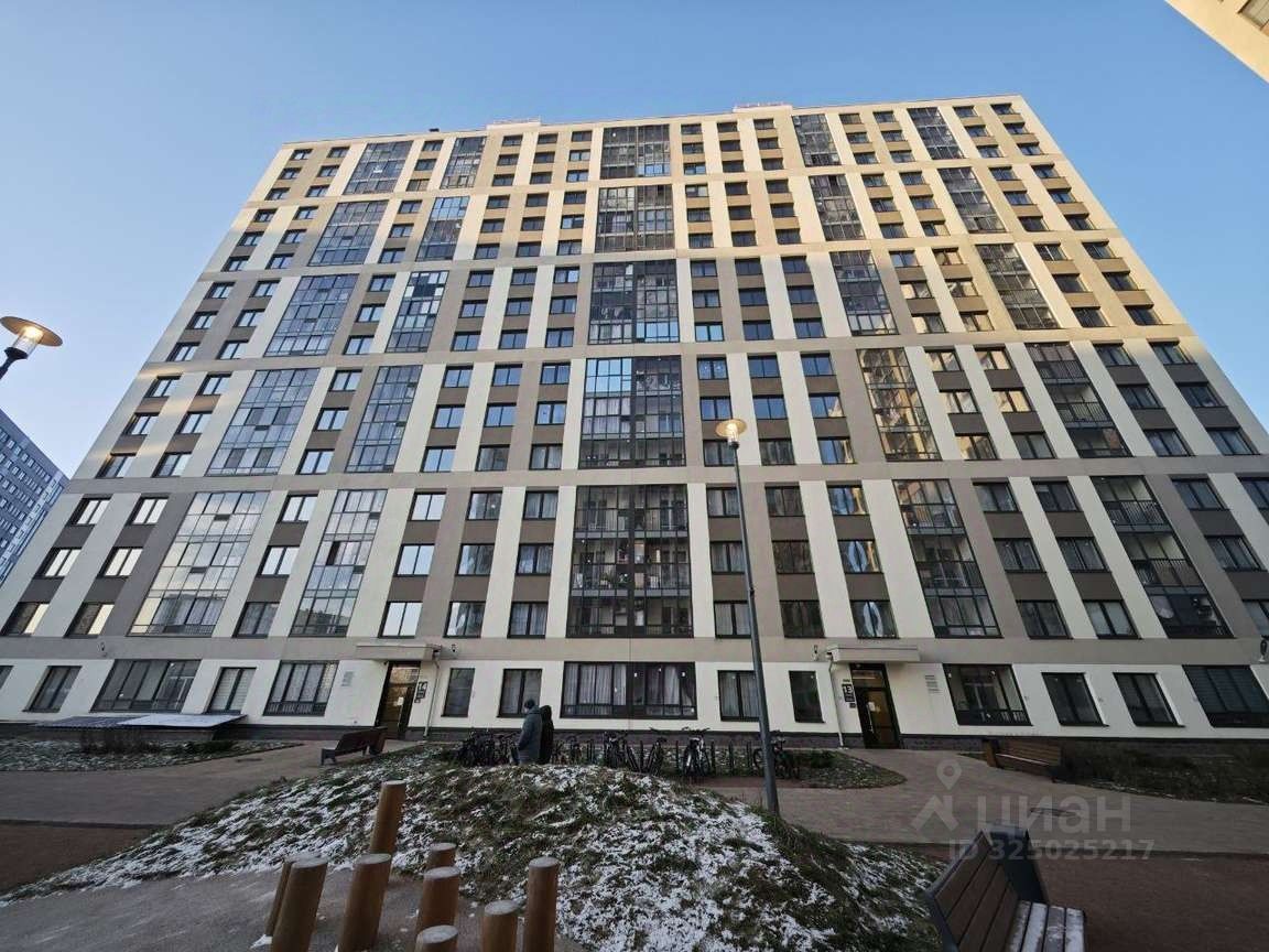 Продажа 2-комн квартиры на вторичном рынке пос. Парголово, дорога Михайловская, 14к1