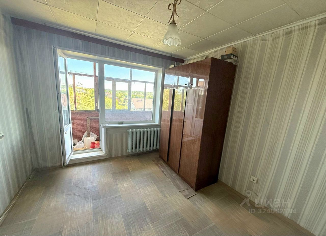 Продажа 2-комн квартиры на вторичном рынке Кашира, улица Вахрушева, 18к1