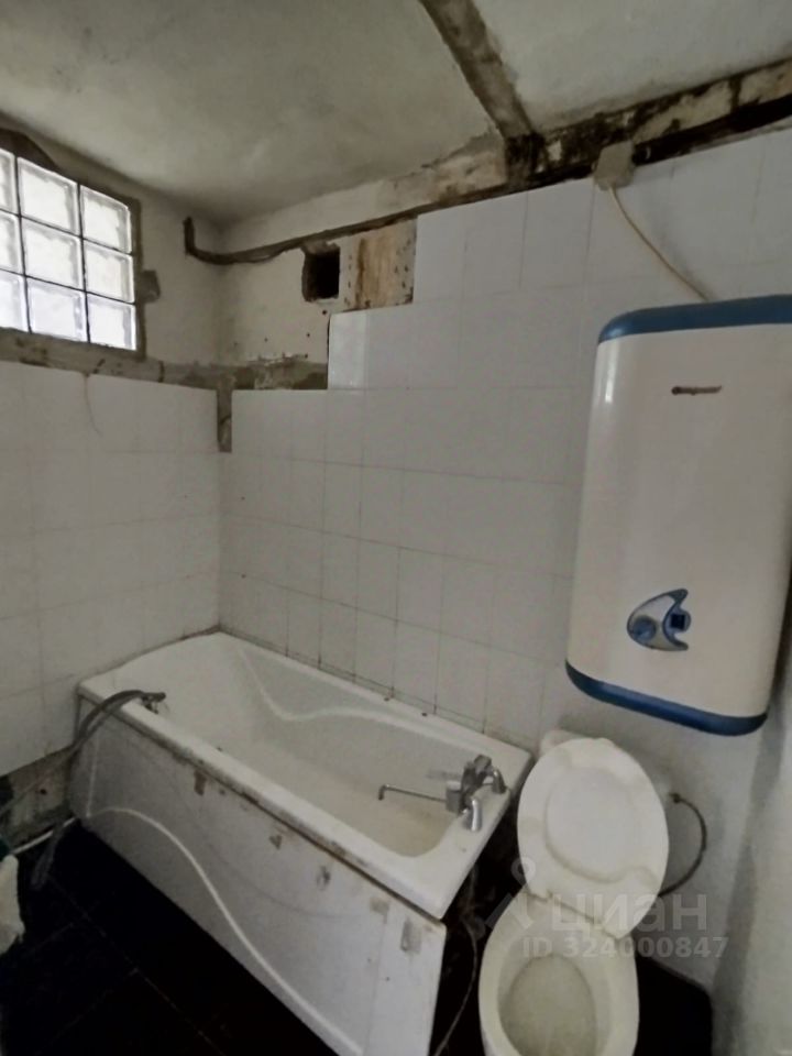 Продажа 2-комн квартиры на вторичном рынке д. Кисельня, улица Центральная, 3