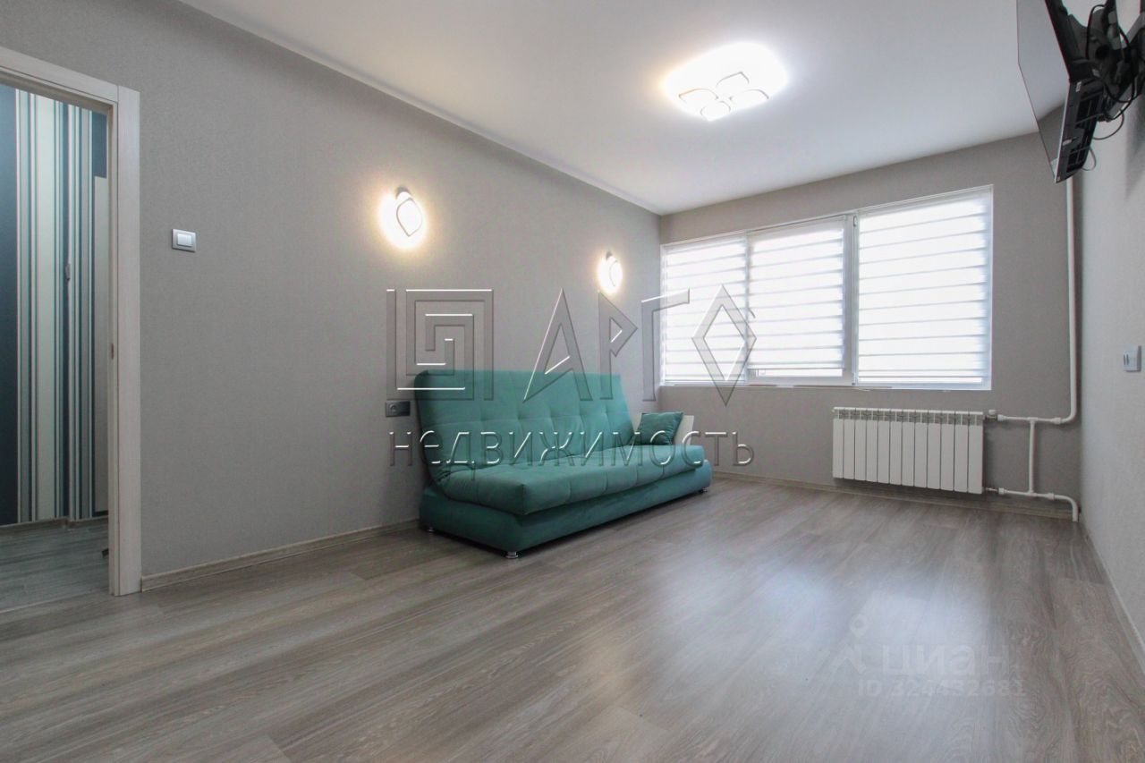 Продажа 1-комн квартиры на вторичном рынке улица Генерала Симоняка, 8к1