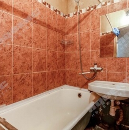 Продажа 2-комн квартиры на вторичном рынке Витебский пр-кт,  д. 21 к1