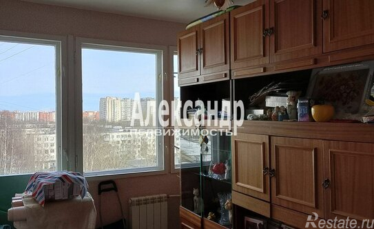 Продажа 3-комн квартиры на вторичном рынке Добровольцев ул,  д. 58