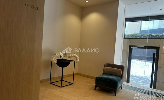 Продажа 4-комн квартиры на вторичном рынке Минская улица,  д. 2В к3