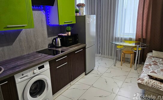 Продажа 1-комн квартиры на вторичном рынке Красногорск г, Большая Воскресенская ул,  д. 1