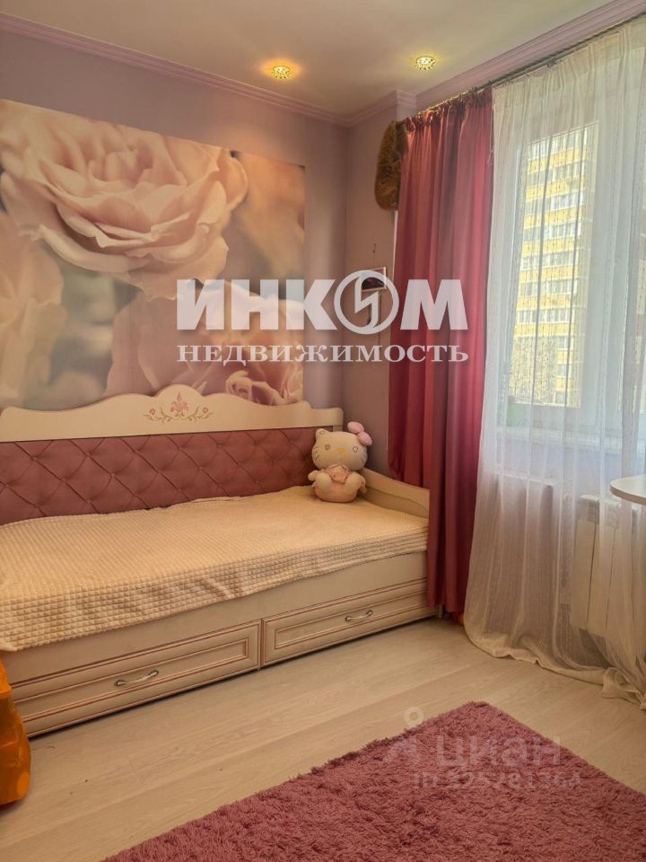 Продажа 3-комн квартиры на вторичном рынке Одинцово, улица Маковского, 24