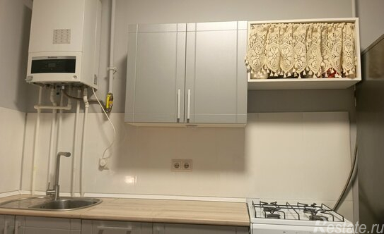 Продажа 1-комн квартиры на вторичном рынке Красный Посёлок, улица Конюхова,  д. 8