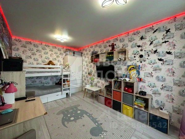 Продажа 2-комн квартиры на вторичном рынке Новоселье городской поселок, улица Центральная, 10к1
