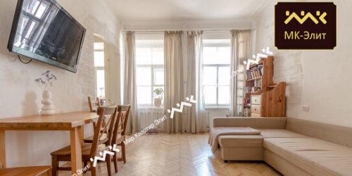 4-комн квартира ул Кирочная,  д. 12