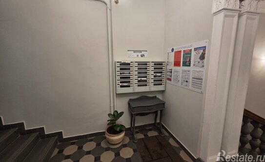 Продажа 2-комн квартиры на вторичном рынке Космодамианская наб