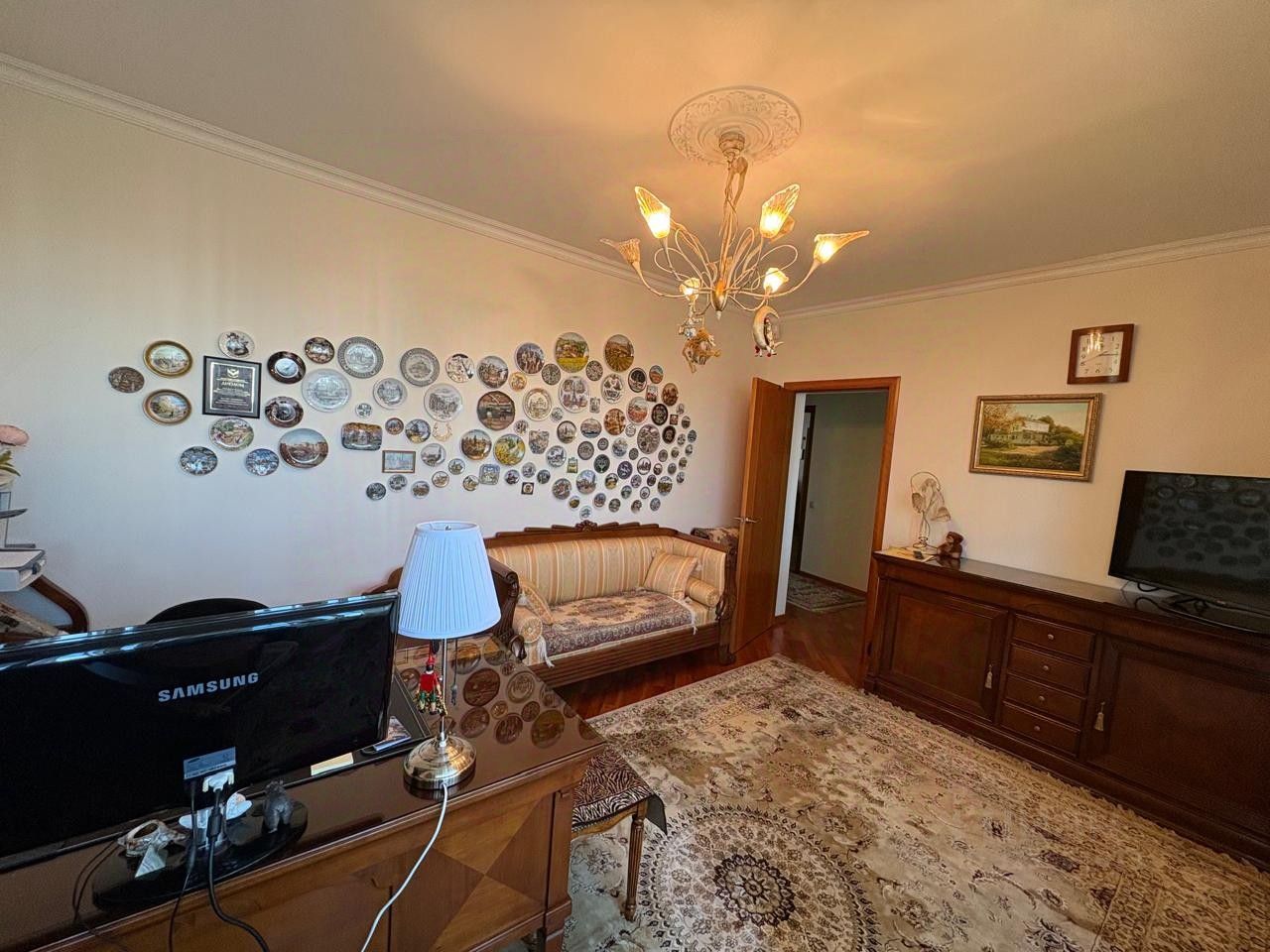 Продажа 4-комн квартиры на вторичном рынке Живописная улица, 3К1