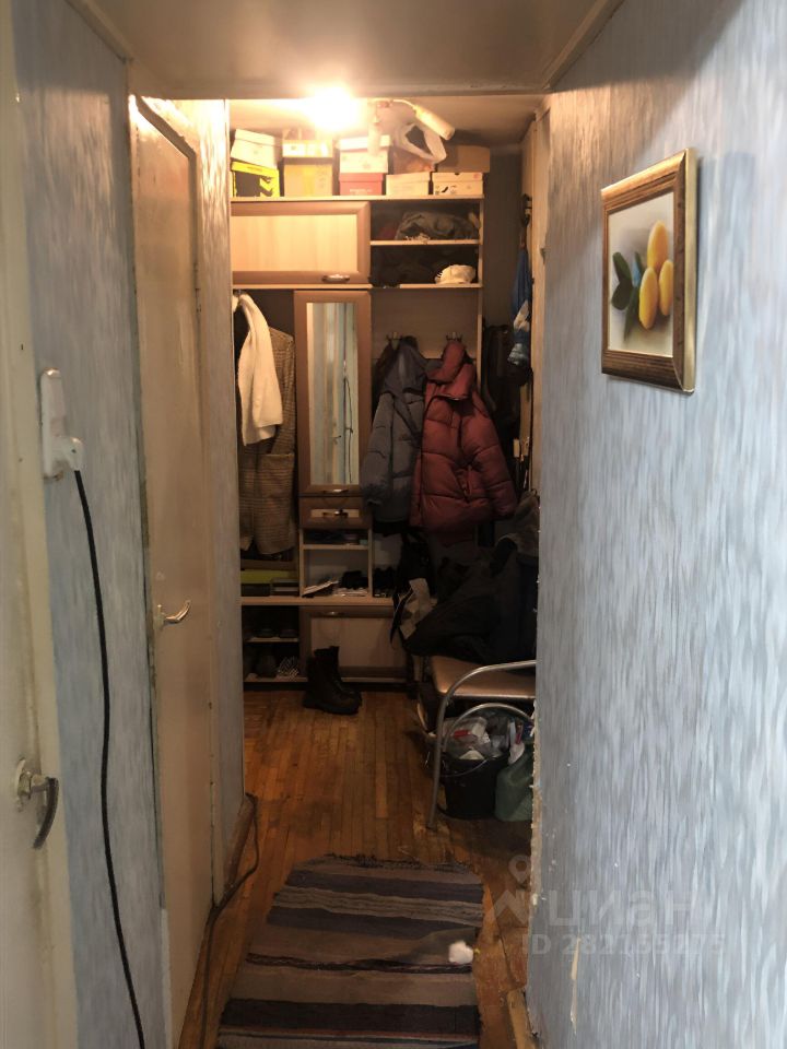 Продажа 1-комн квартиры на вторичном рынке Гатчина, проспект 25 Октября, 47