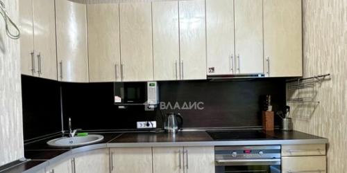 1-комн квартира ул Адмирала Лазарева,  д. 35