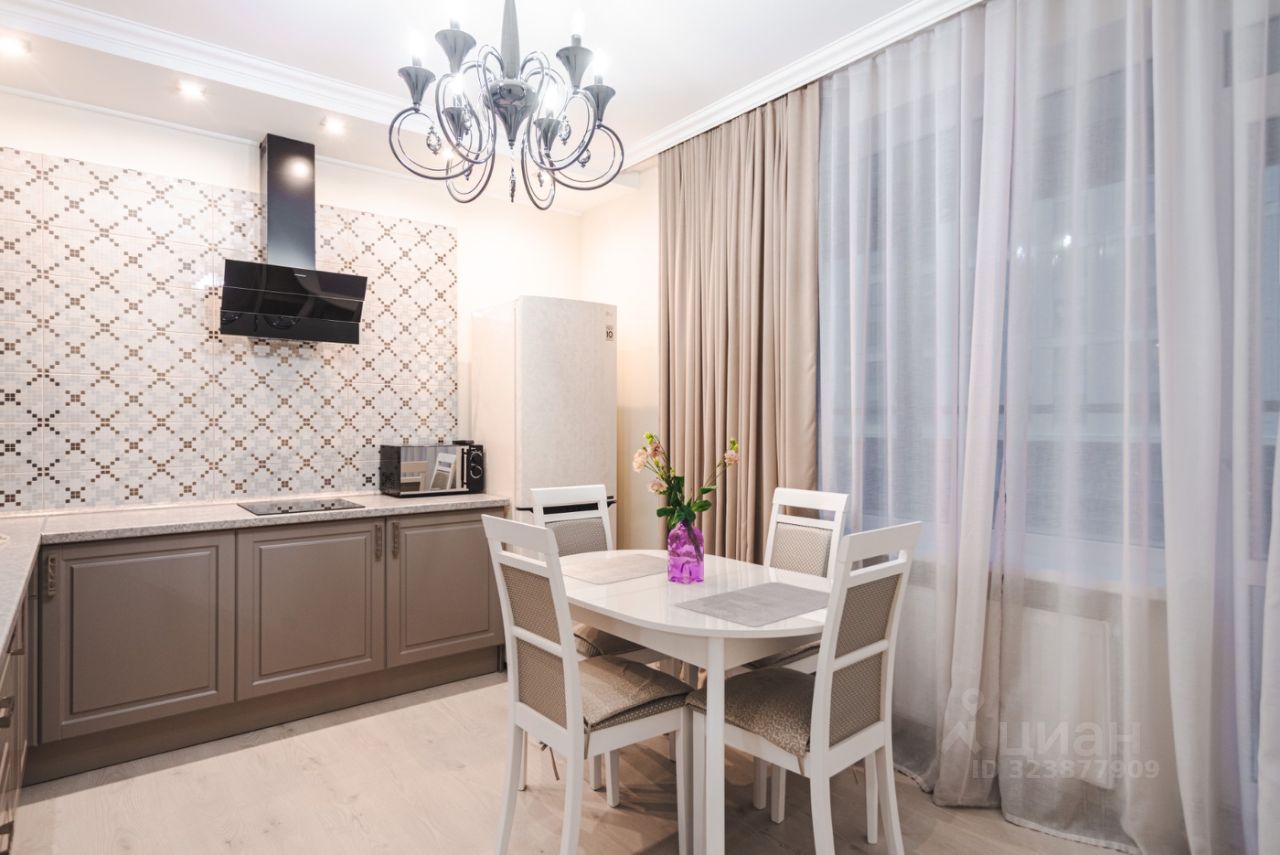 Продажа 2-комн квартиры на вторичном рынке улица Парфеновская, 9к1