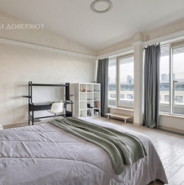 Продажа 5-комн квартиры на вторичном рынке Приморский пр-кт,  д. 46