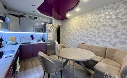 Продажа 3-комн квартиры на вторичном рынке Моравский переулок,  д. 7 к1