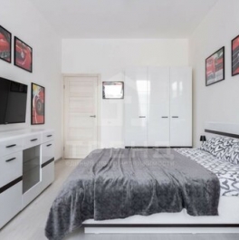 Продажа 1-комн квартиры на вторичном рынке Манчестерская улица,  д. 3