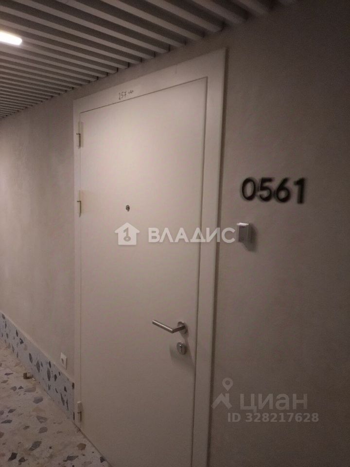 Продажа студии улица Матроса Железняка, 1А