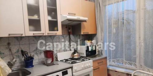 2-комн квартира Батюнинская улица,  д. 8