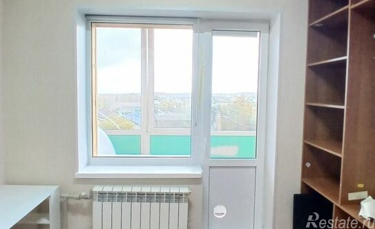 Продажа 1-комн квартиры на вторичном рынке Гостилицы, ул Центральная,  д. 5А