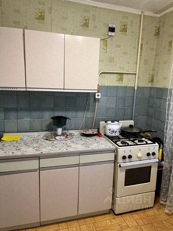 Продажа 2-комн квартиры на вторичном рынке Краснозаводск, улица Строителей, 15