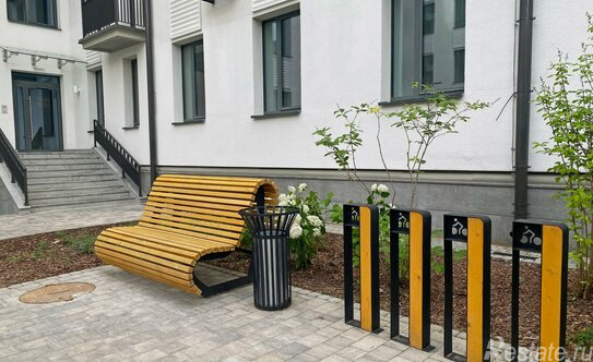 Продажа 2-комн квартиры на вторичном рынке Зеленогорская улица,  д. 3