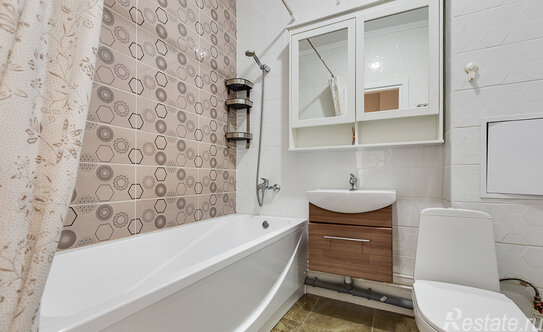 Продажа 1-комн квартиры на вторичном рынке улица Катерников,  д. 3