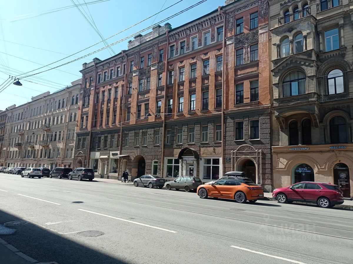 Продажа 6-комн квартиры на вторичном рынке улица Марата, 31