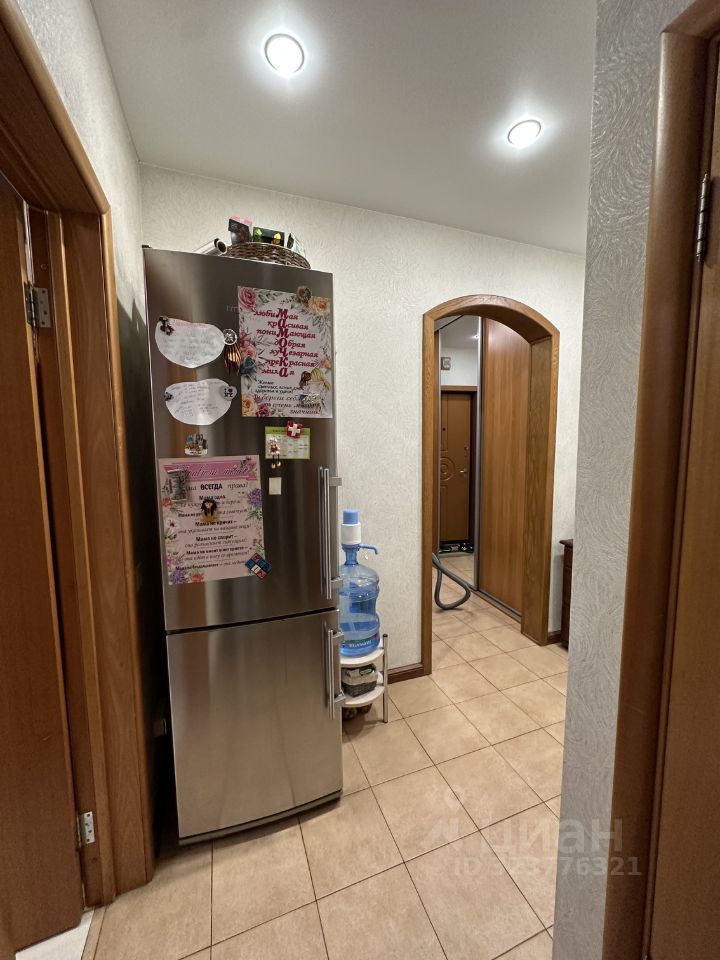 Продажа 3-комн квартиры на вторичном рынке улица Корнейчука, 32