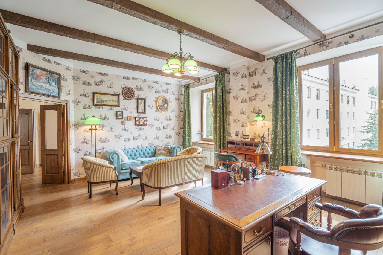 Аренда 3-комн квартиры на вторичном рынке Смоленский бульвар, 15