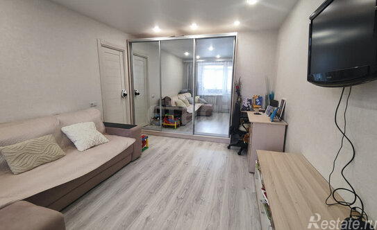 Продажа 2-комн квартиры на вторичном рынке Коломна, Зелёная улица,  д. 31