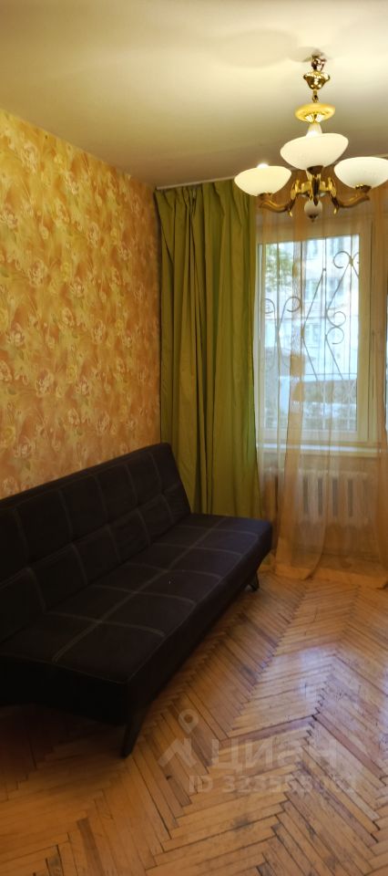 Продажа 3-комн квартиры на вторичном рынке Стрелецкая улица, 8