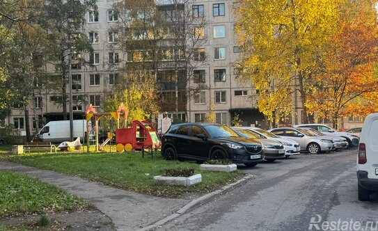 Продажа 1-комн квартиры на вторичном рынке Коллонтай ул,  д. 47,  к. 2