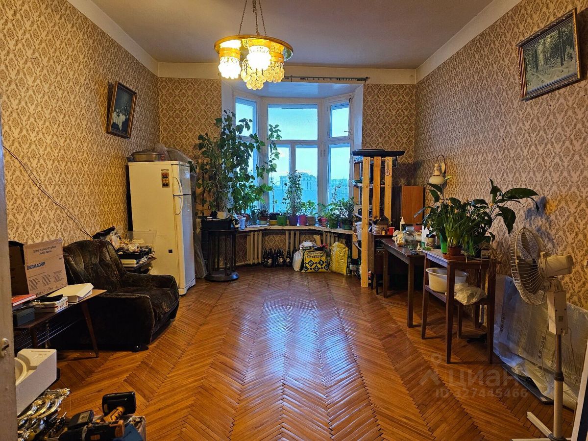 Продажа 3-комн квартиры на вторичном рынке Наличная улица,  д. 15