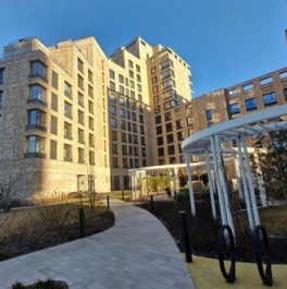 Продажа 2-комн квартиры на вторичном рынке Усачёва улица,  д. 11Ж