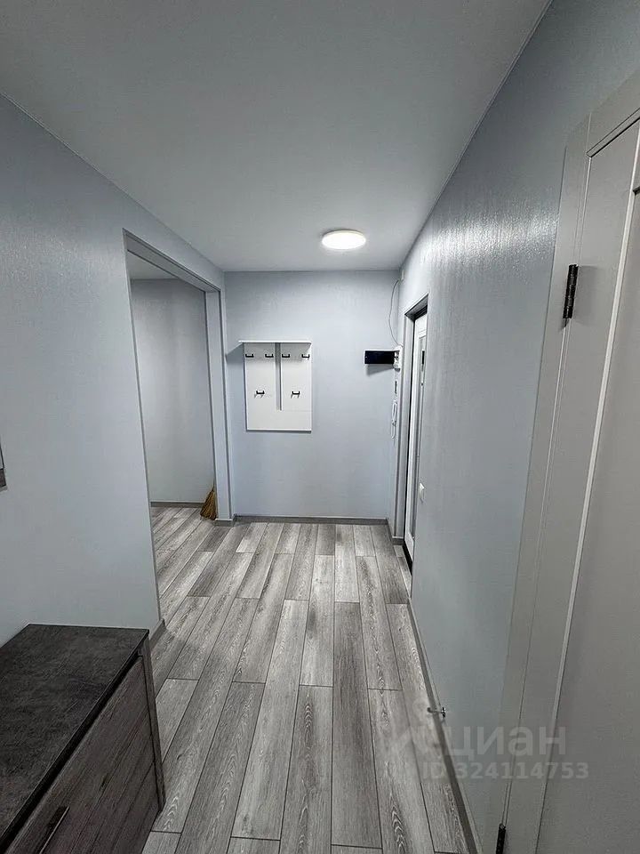 Аренда 3-комн квартиры на вторичном рынке Митинская улица, 25К1