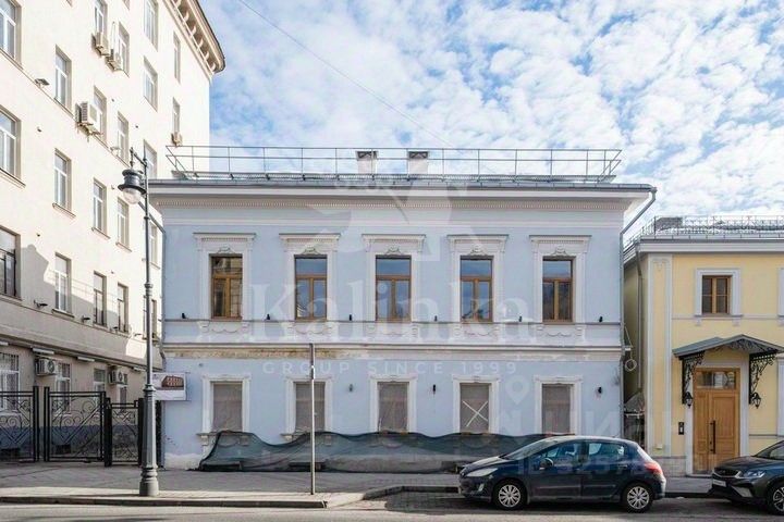 Продажа 2-комн квартиры на вторичном рынке улица Пречистенка, 33/19С2